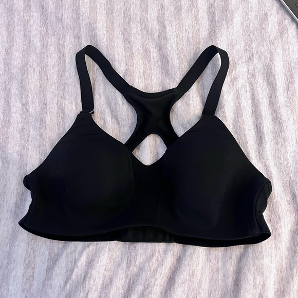 Nike Sports Bra - Picture 3 of 6